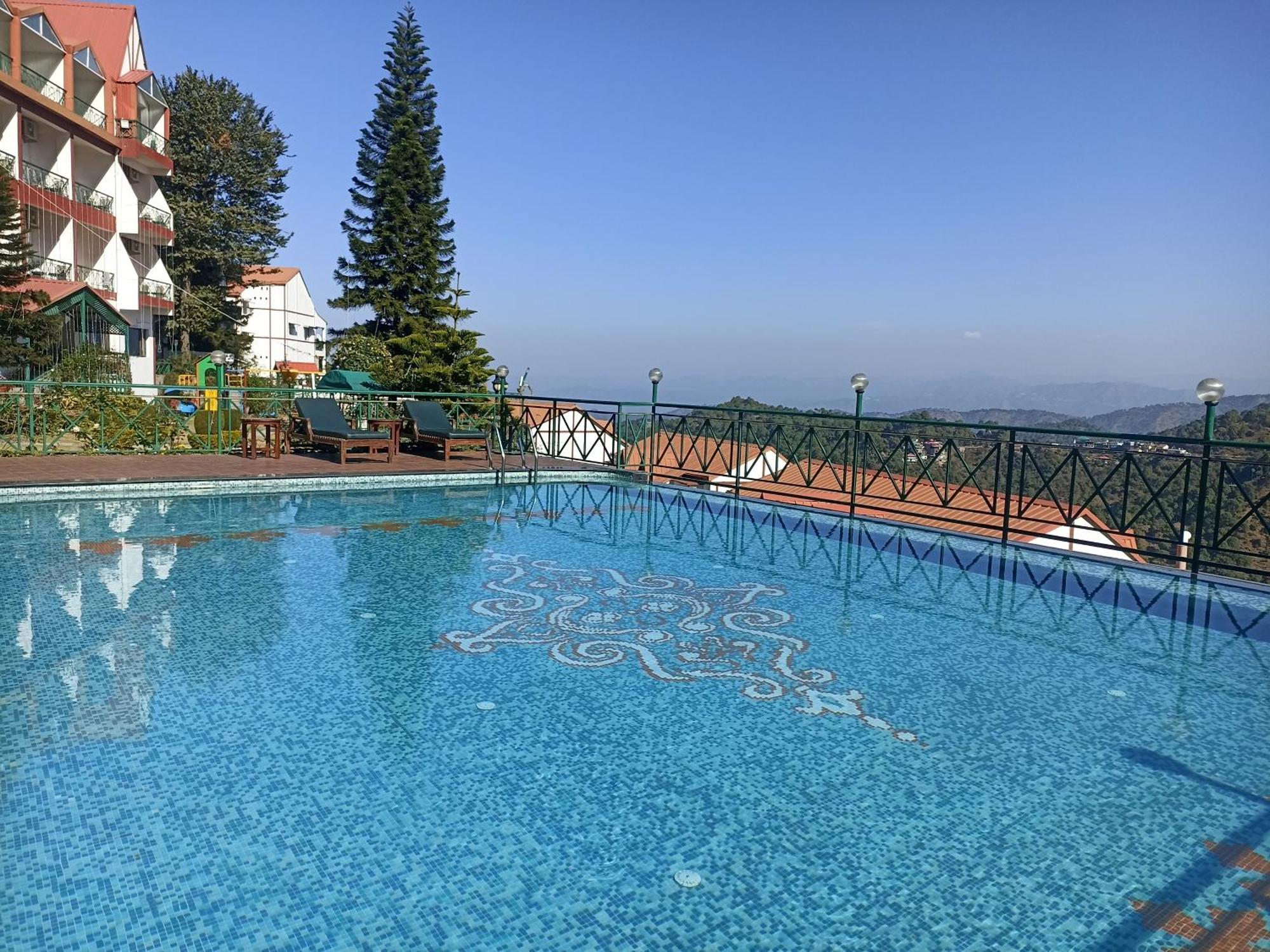 Kasauli Resort By Piccadily Exterior photo