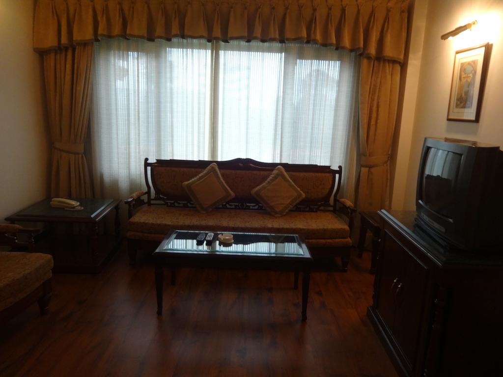 Kasauli Resort By Piccadily Room photo